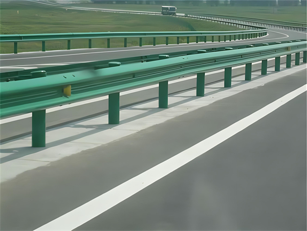 庆阳高速护栏板守护安全广泛应用于多个行业